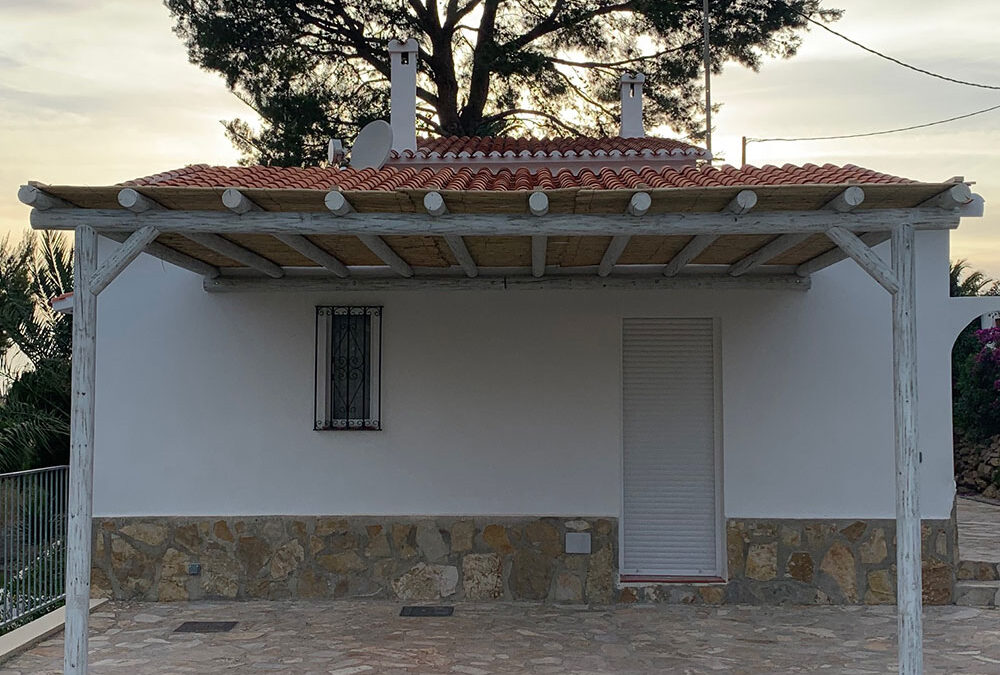 Pérgola Redonda con Techo